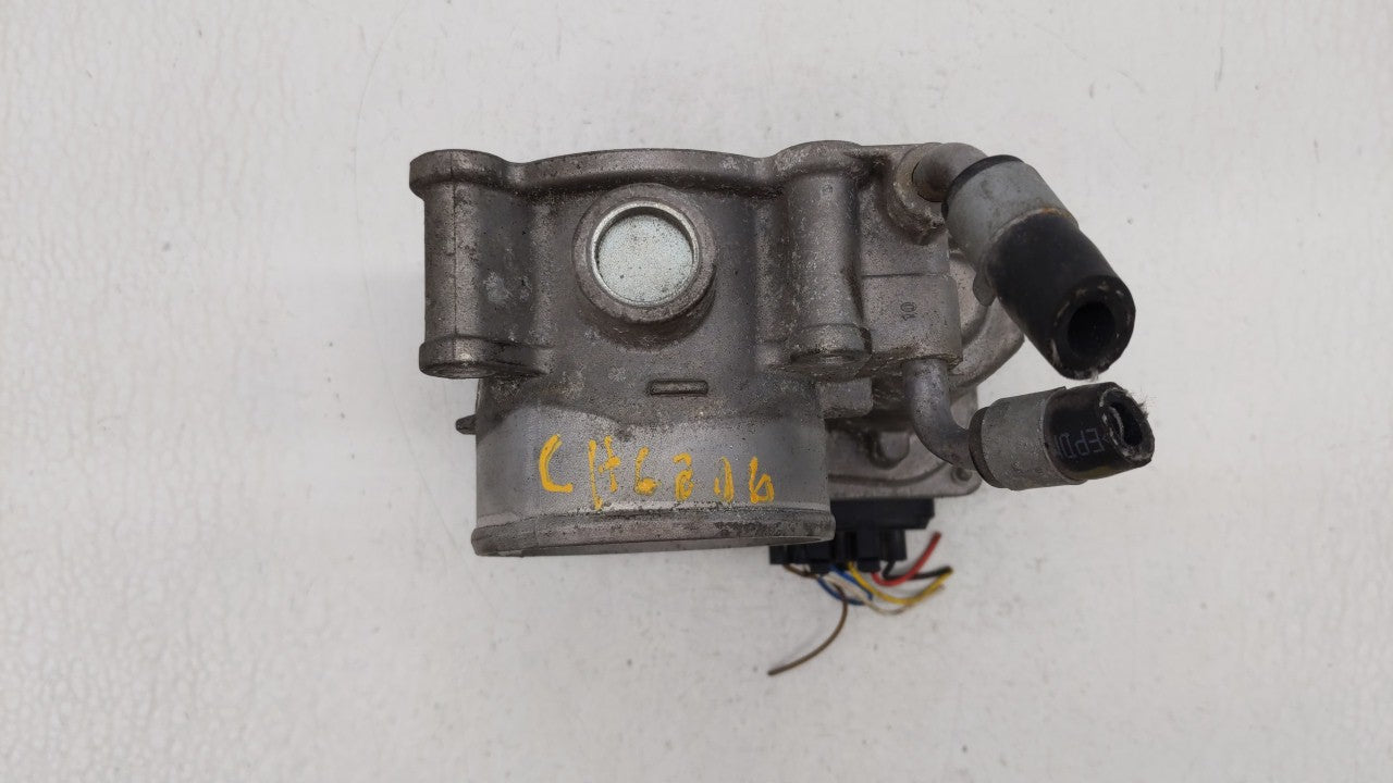 2011-2018 Hyundai Elantra Throttle Body P/N:35100-2E000 Fits Fits 2011 2012 2013 2014 2015 2016 2017 2018 2019 OEM Used Auto