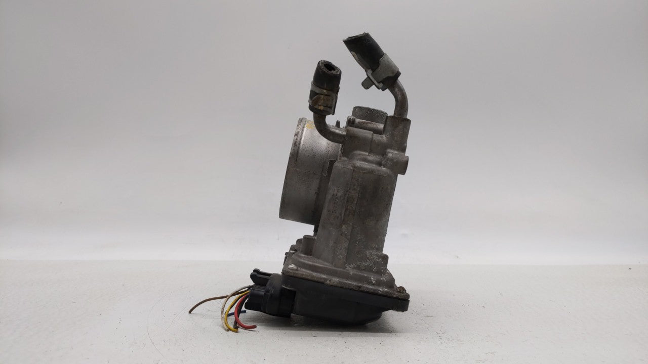 2011-2018 Hyundai Elantra Throttle Body P/N:35100-2E000 Fits Fits 2011 2012 2013 2014 2015 2016 2017 2018 2019 OEM Used Auto