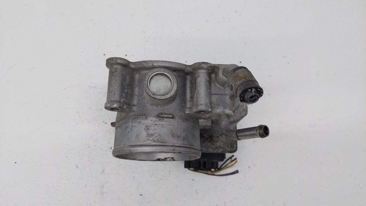 2011-2018 Hyundai Elantra Throttle Body P/N:35100-2E000 Fits Fits 2011 2012 2013 2014 2015 2016 2017 2018 2019 OEM Used Auto
