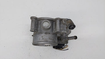 2011-2018 Hyundai Elantra Throttle Body P/N:35100-2E000 Fits Fits 2011 2012 2013 2014 2015 2016 2017 2018 2019 OEM Used Auto Parts