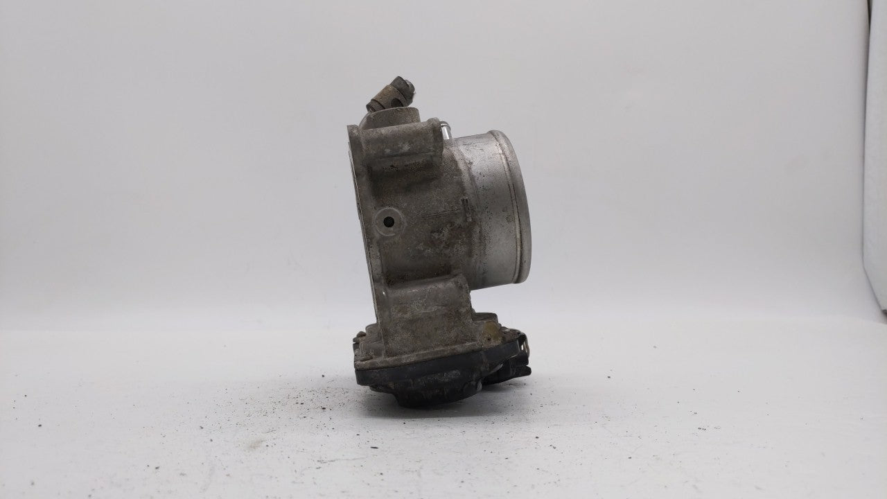 2011-2018 Hyundai Elantra Throttle Body P/N:35100-2E000 Fits Fits 2011 2012 2013 2014 2015 2016 2017 2018 2019 OEM Used Auto