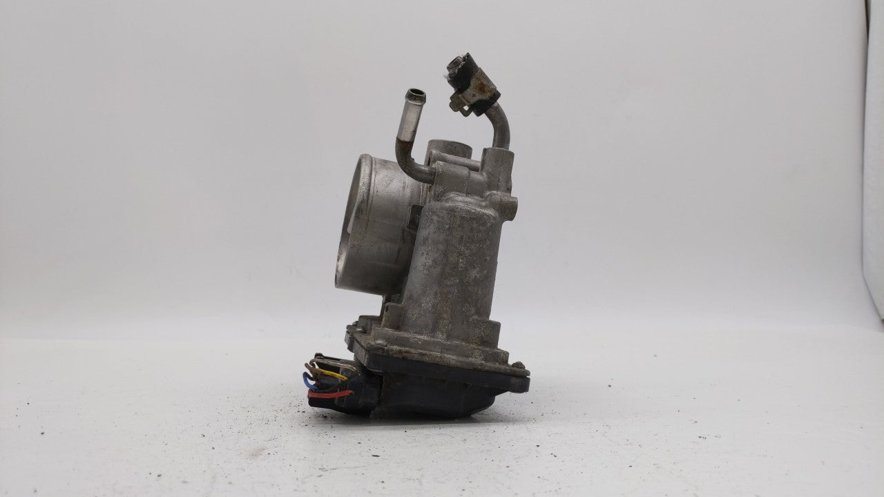 2011-2018 Hyundai Elantra Throttle Body P/N:35100-2E000 Fits Fits 2011 2012 2013 2014 2015 2016 2017 2018 2019 OEM Used Auto
