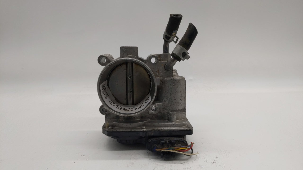 2011-2018 Hyundai Elantra Throttle Body P/N:35100-2E000 Fits Fits 2011 2012 2013 2014 2015 2016 2017 2018 2019 OEM Used Auto
