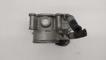 2011-2018 Hyundai Elantra Throttle Body P/N:35100-2E000 Fits Fits 2011 2012 2013 2014 2015 2016 2017 2018 2019 OEM Used Auto Parts