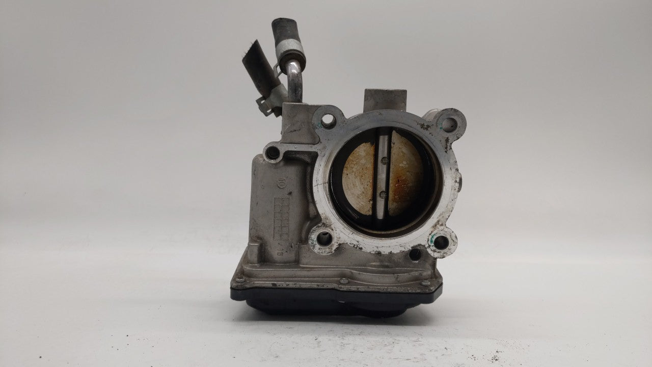 2011-2018 Hyundai Elantra Throttle Body P/N:35100-2E000 Fits Fits 2011 2012 2013 2014 2015 2016 2017 2018 2019 OEM Used Auto