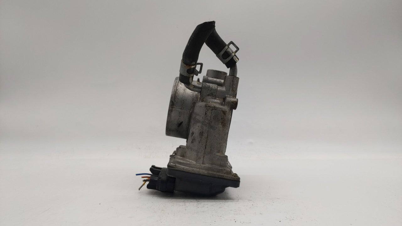 2011-2018 Hyundai Elantra Throttle Body P/N:35100-2E000 Fits Fits 2011 2012 2013 2014 2015 2016 2017 2018 2019 OEM Used Auto