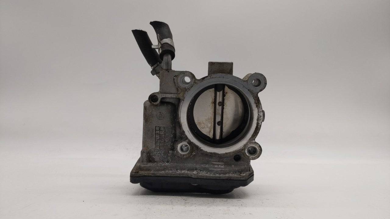 2011-2018 Hyundai Elantra Throttle Body P/N:35100-2E000 Fits Fits 2011 2012 2013 2014 2015 2016 2017 2018 2019 OEM Used Auto