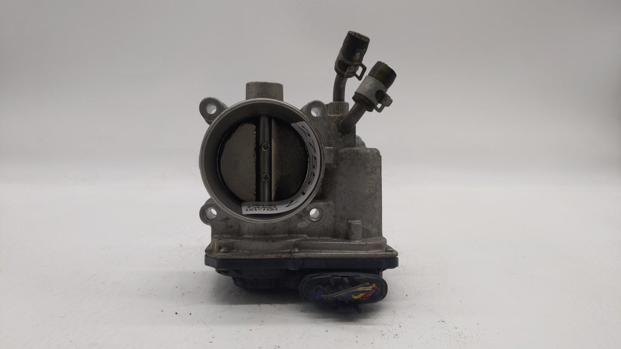 2011-2018 Hyundai Elantra Throttle Body P/N:35100-2E000 Fits Fits 2011 2012 2013 2014 2015 2016 2017 2018 2019 OEM Used Auto