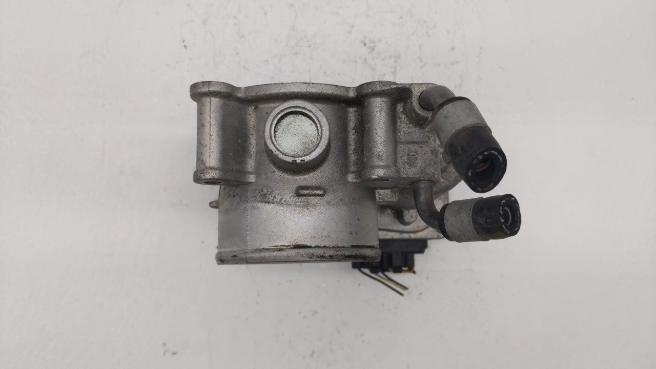 2011-2018 Hyundai Elantra Throttle Body P/N:35100-2E000 Fits Fits 2011 2012 2013 2014 2015 2016 2017 2018 2019 OEM Used Auto
