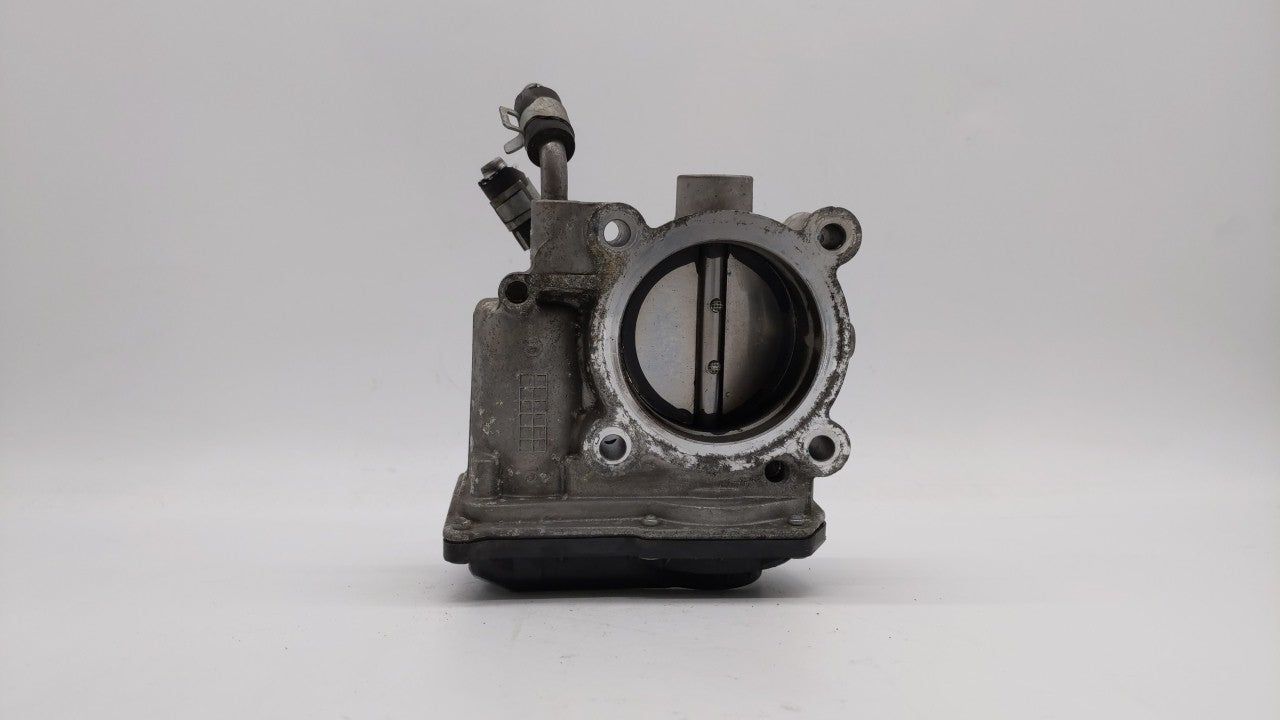 2011-2018 Hyundai Elantra Throttle Body P/N:35100-2E000 Fits Fits 2011 2012 2013 2014 2015 2016 2017 2018 2019 OEM Used Auto