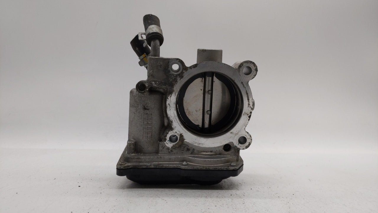 2011-2018 Hyundai Elantra Throttle Body P/N:35100-2E000 Fits Fits 2011 2012 2013 2014 2015 2016 2017 2018 2019 OEM Used Auto