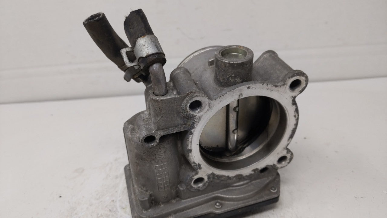 2011-2018 Hyundai Elantra Throttle Body P/N:35100-2E000 Fits Fits 2011 2012 2013 2014 2015 2016 2017 2018 2019 OEM Used Auto