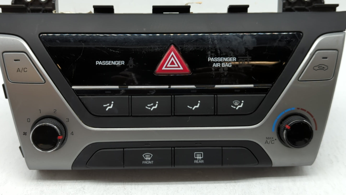 2017-2018 Hyundai Elantra Climate Control Module Temperature AC/Heater Replacement P/N:97250-F20614X 97250-F2AH0 Fits OEM Us