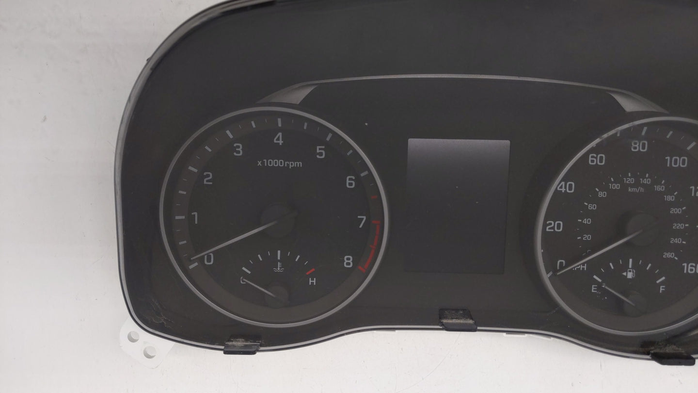 2017-2018 Hyundai Elantra Instrument Cluster Speedometer Gauges P/N:94001-F3011 94001-F3010 Fits Fits 2017 2018 OEM Used Aut