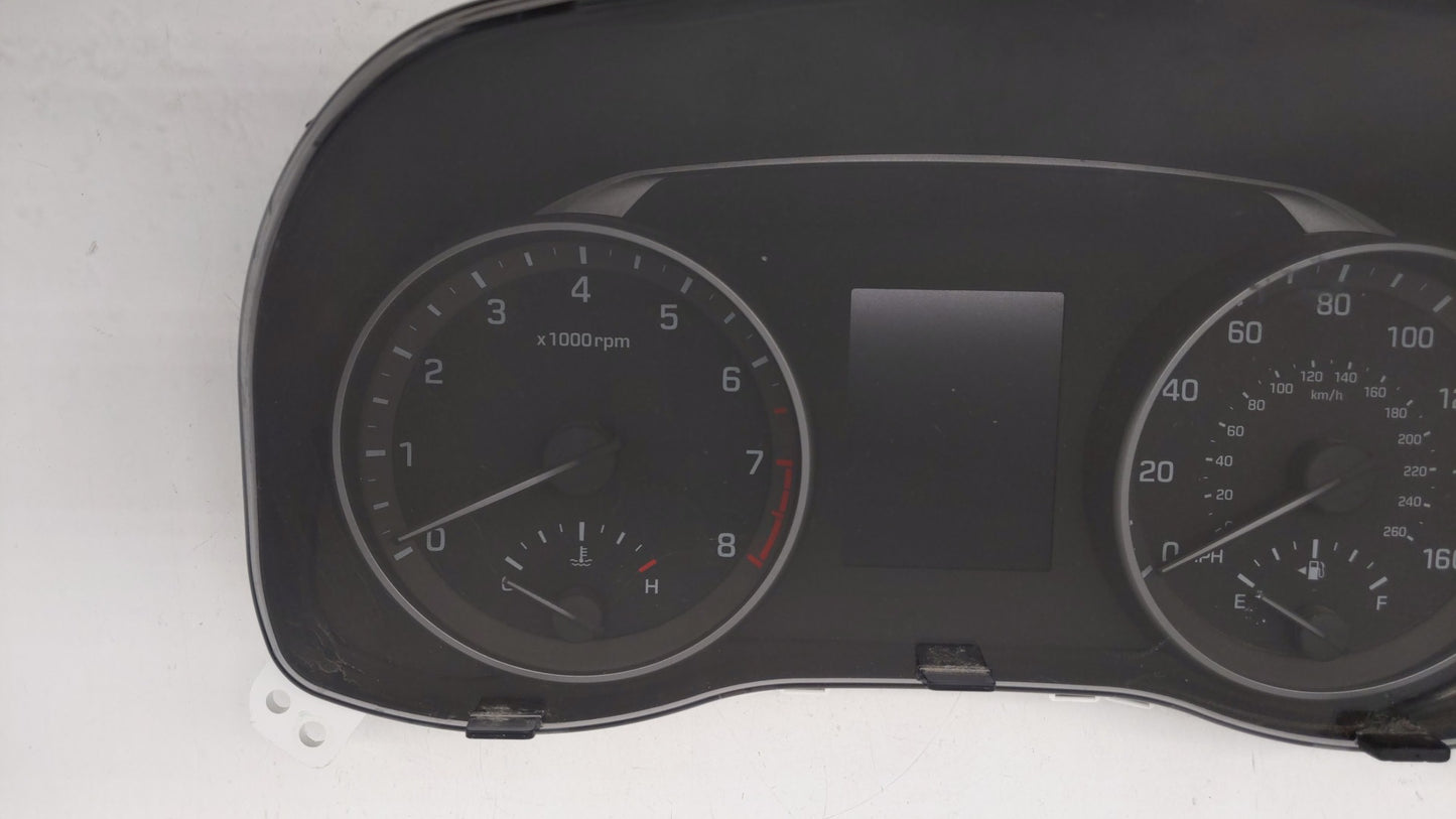 2017-2018 Hyundai Elantra Instrument Cluster Speedometer Gauges P/N:94001-F3011 94001-F3010 Fits Fits 2017 2018 OEM Used Aut