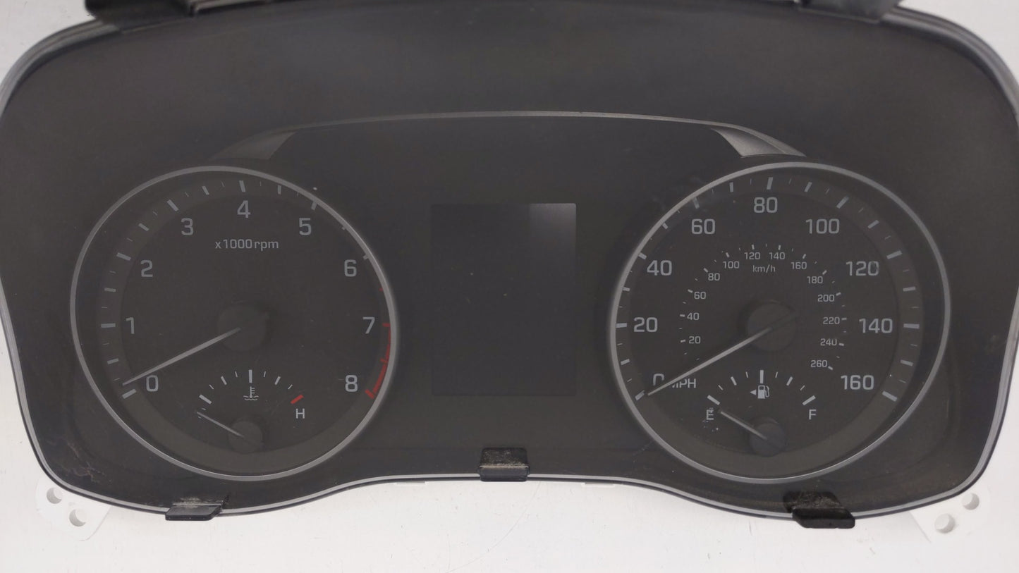 2017-2018 Hyundai Elantra Instrument Cluster Speedometer Gauges P/N:94001-F3011 94001-F3010 Fits Fits 2017 2018 OEM Used Aut