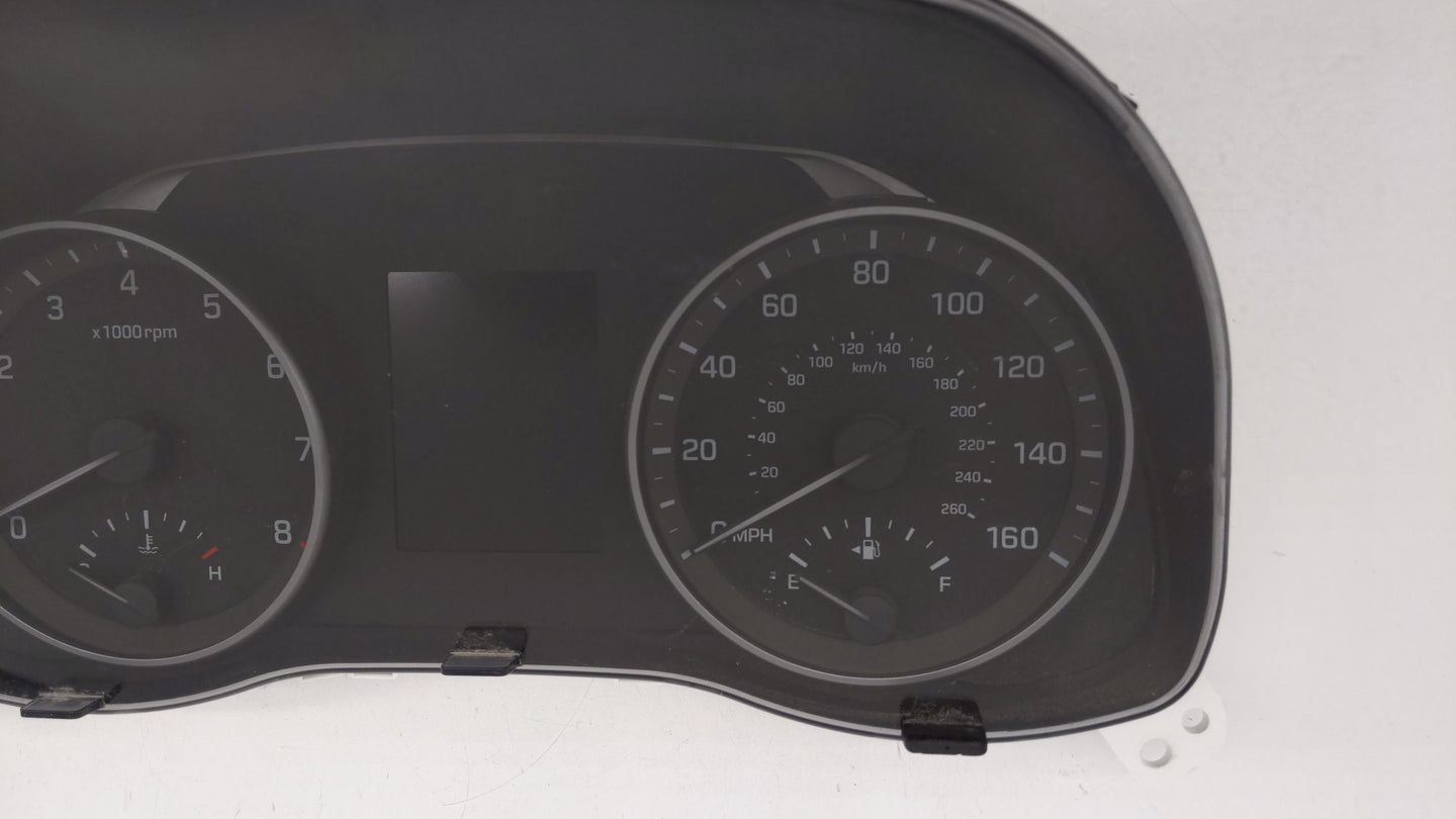 2017-2018 Hyundai Elantra Instrument Cluster Speedometer Gauges P/N:94001-F3011 94001-F3010 Fits Fits 2017 2018 OEM Used Aut