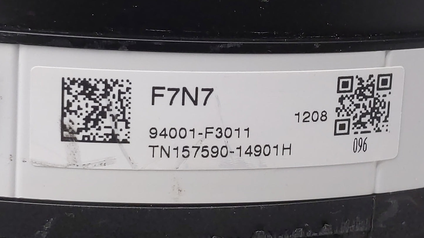 2017-2018 Hyundai Elantra Instrument Cluster Speedometer Gauges P/N:94001-F3011 94001-F3010 Fits Fits 2017 2018 OEM Used Aut