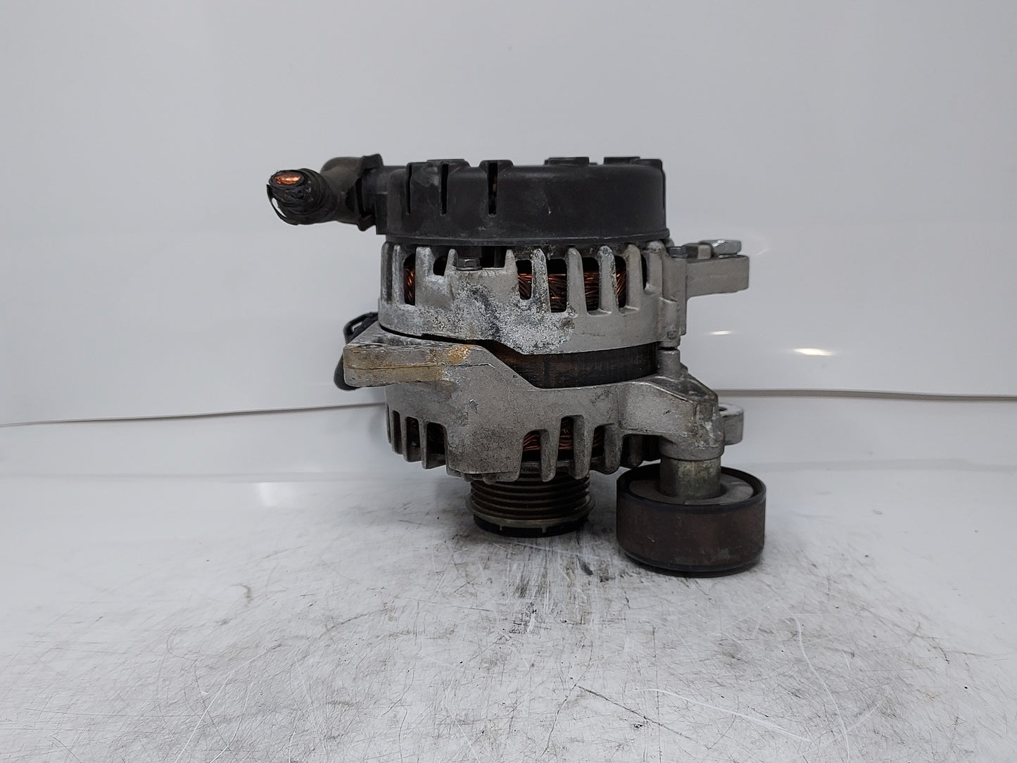 2017-2020 Hyundai Elantra Alternator Replacement Generator Charging Assembly Engine OEM P/N:37300-2E821 Fits OEM Used Auto P