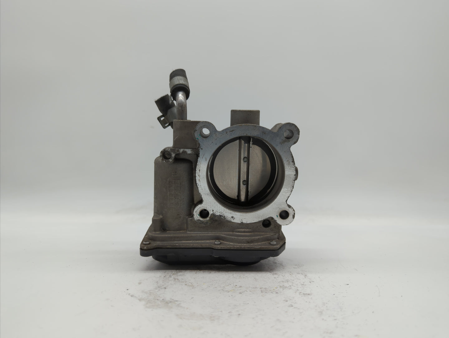 2011-2018 Hyundai Elantra Throttle Body P/N:35100-2E710 35100-2E000 Fits Fits 2011 2012 2013 2014 2015 2016 2017 2018 2019 O