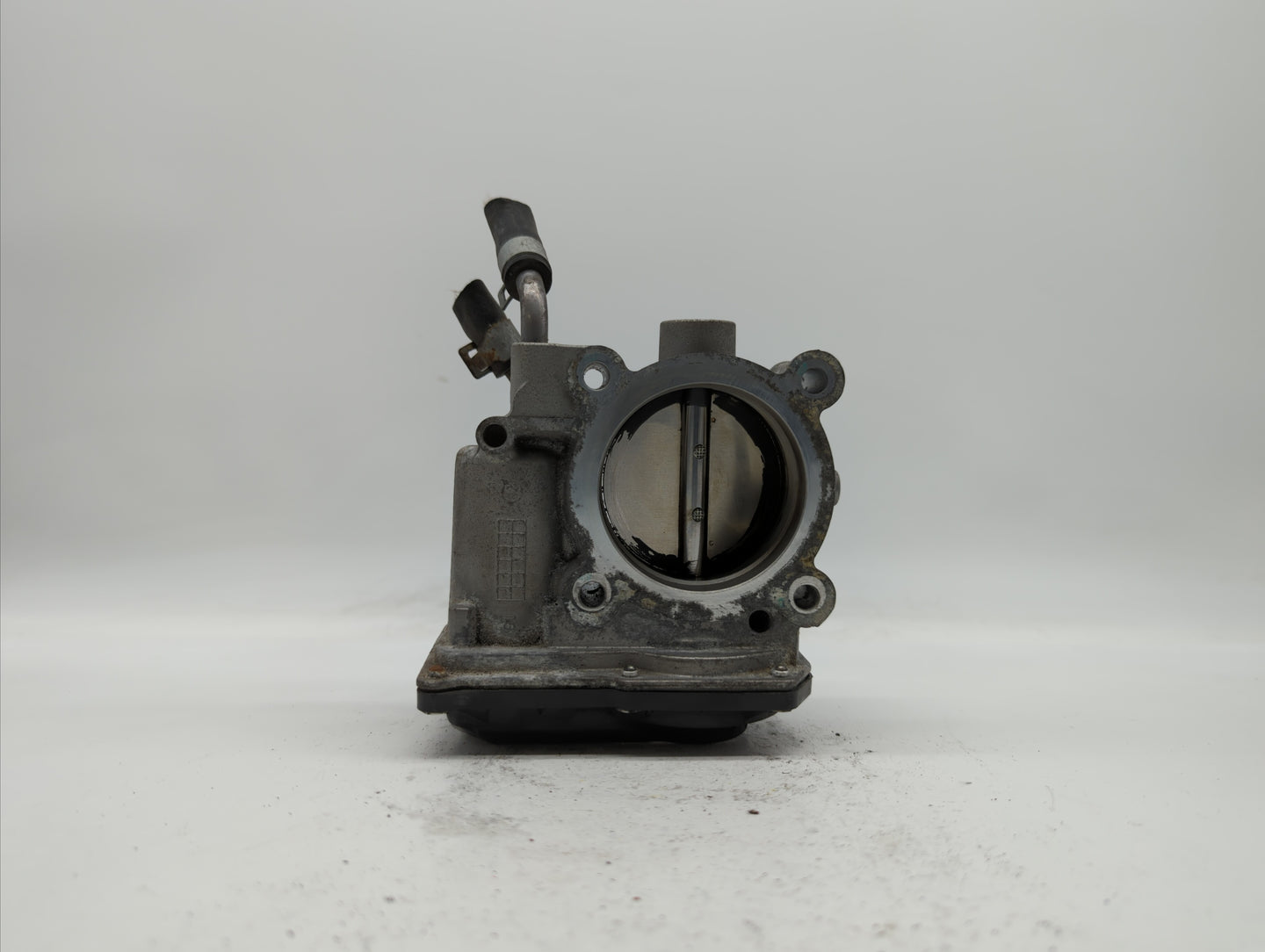 2011-2018 Hyundai Elantra Throttle Body P/N:35100-2E710 35100-2E000 Fits Fits 2011 2012 2013 2014 2015 2016 2017 2018 2019 O