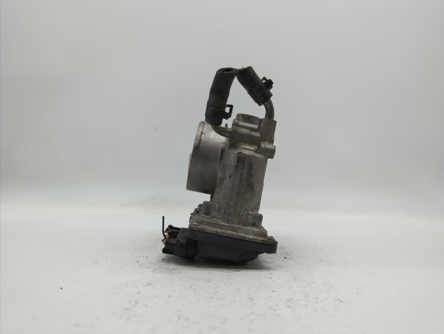 2011-2018 Hyundai Elantra Throttle Body P/N:35100-2E710 35100-2E000 Fits Fits 2011 2012 2013 2014 2015 2016 2017 2018 2019 O