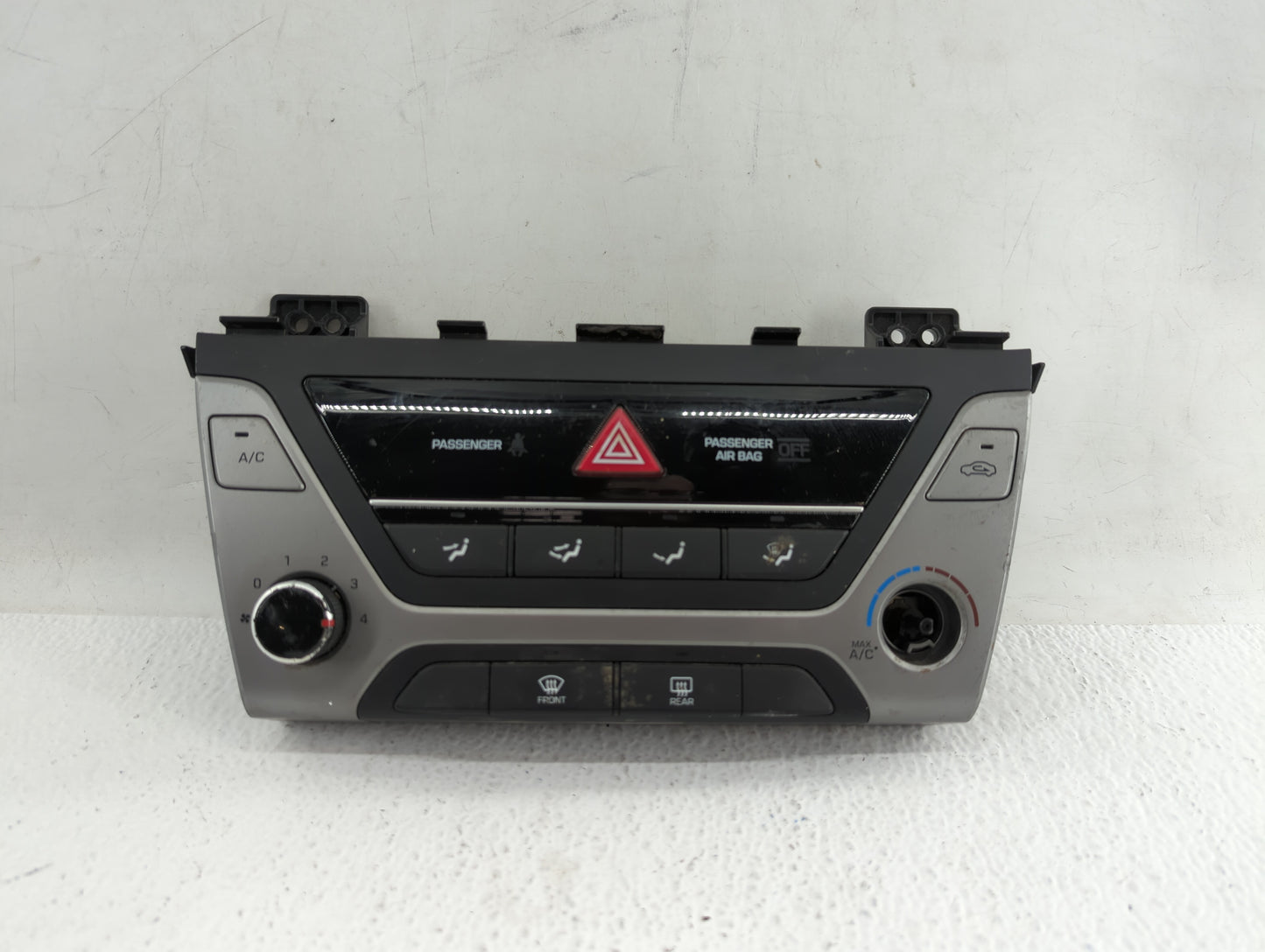 2017-2018 Hyundai Elantra Climate Control Module Temperature AC/Heater Replacement P/N:97250-F20614X 97250-F2AH0 Fits OEM Us