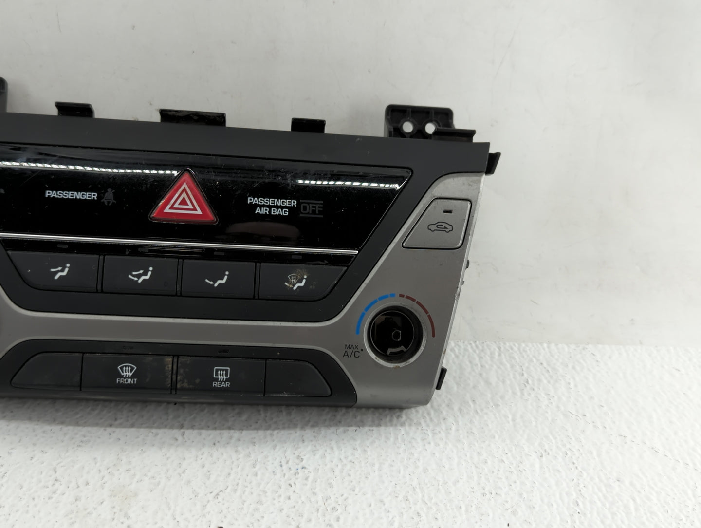 2017-2018 Hyundai Elantra Climate Control Module Temperature AC/Heater Replacement P/N:97250-F20614X 97250-F2AH0 Fits OEM Us