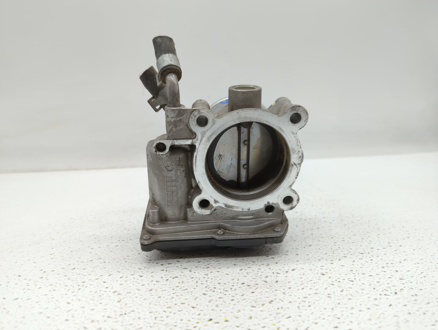2011-2018 Hyundai Elantra Throttle Body P/N:35100-2E000 1302150124 Fits Fits 2011 2012 2013 2014 2015 2016 2017 2018 2019 OE