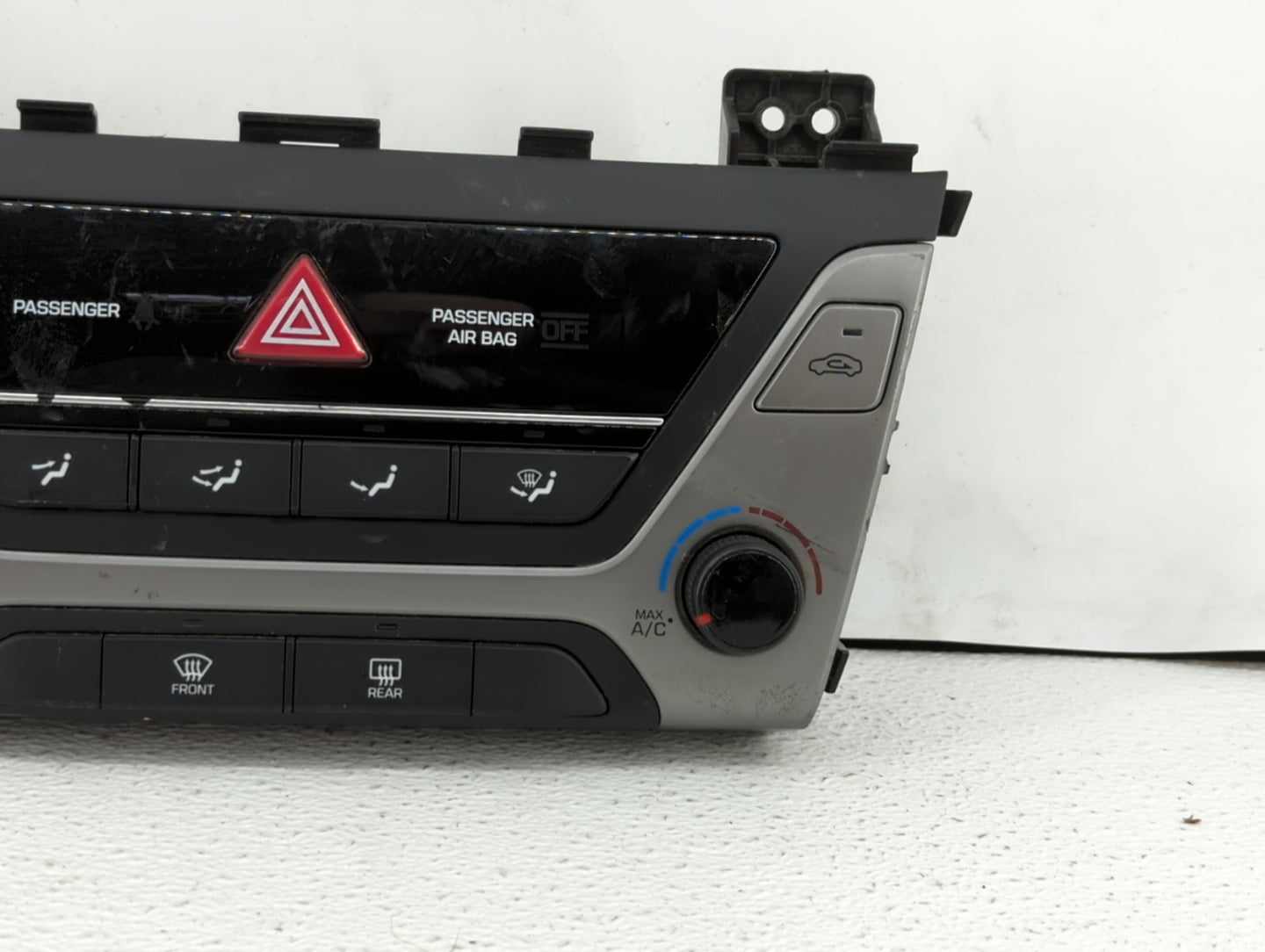 2017-2018 Hyundai Elantra Climate Control Module Temperature AC/Heater Replacement P/N:97250-F2XXX 97250-F20614X Fits OEM Us