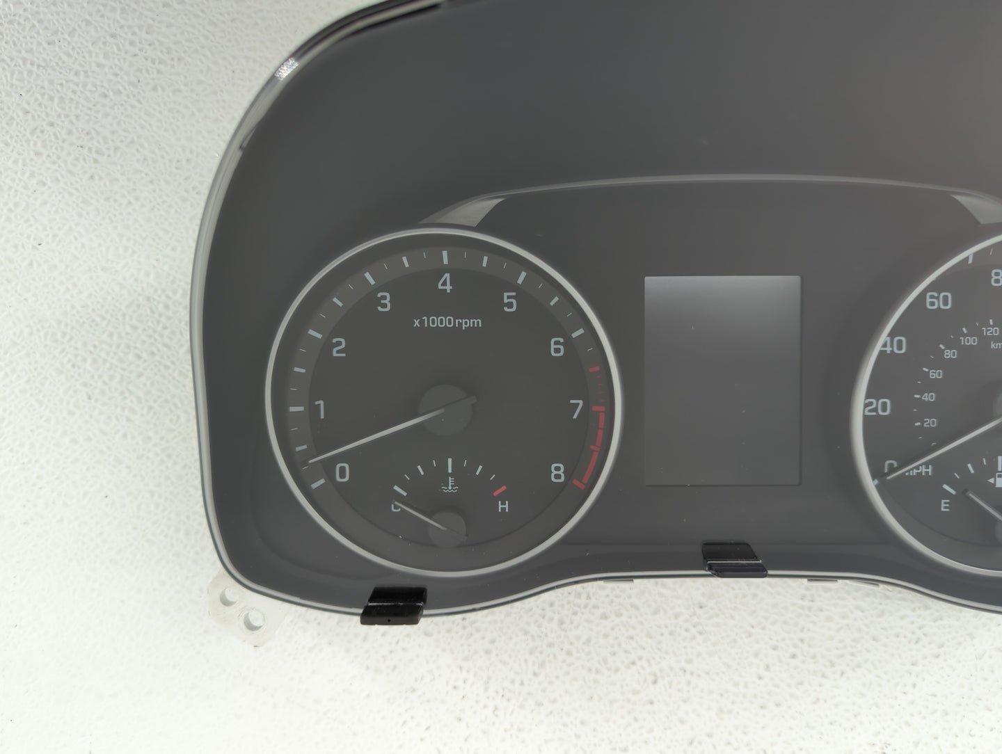 2017-2018 Hyundai Elantra Instrument Cluster Speedometer Gauges P/N:94001-F3011 94001-F3010 Fits Fits 2017 2018 OEM Used Aut