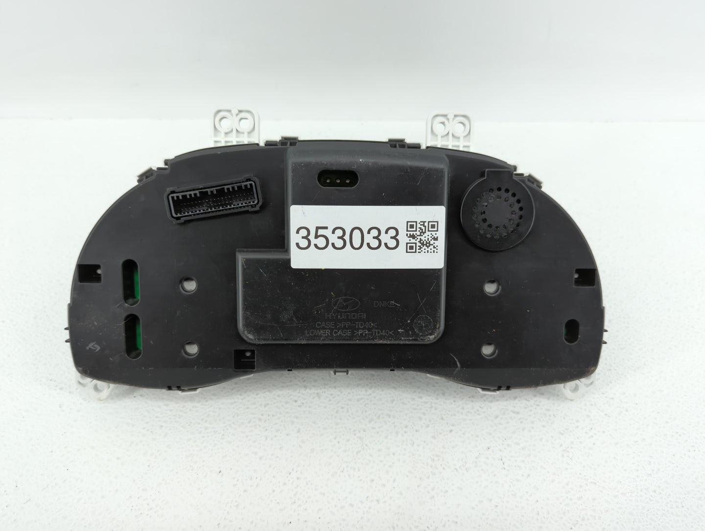 2017-2018 Hyundai Elantra Instrument Cluster Speedometer Gauges P/N:94001-F3011 94001-F3010 Fits Fits 2017 2018 OEM Used Aut