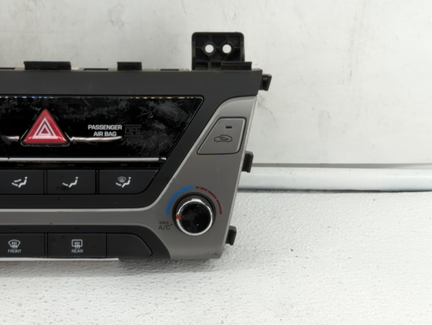 2017-2018 Hyundai Elantra Climate Control Module Temperature AC/Heater Replacement P/N:97250-F2XXX 97250-F20614X Fits OEM Us