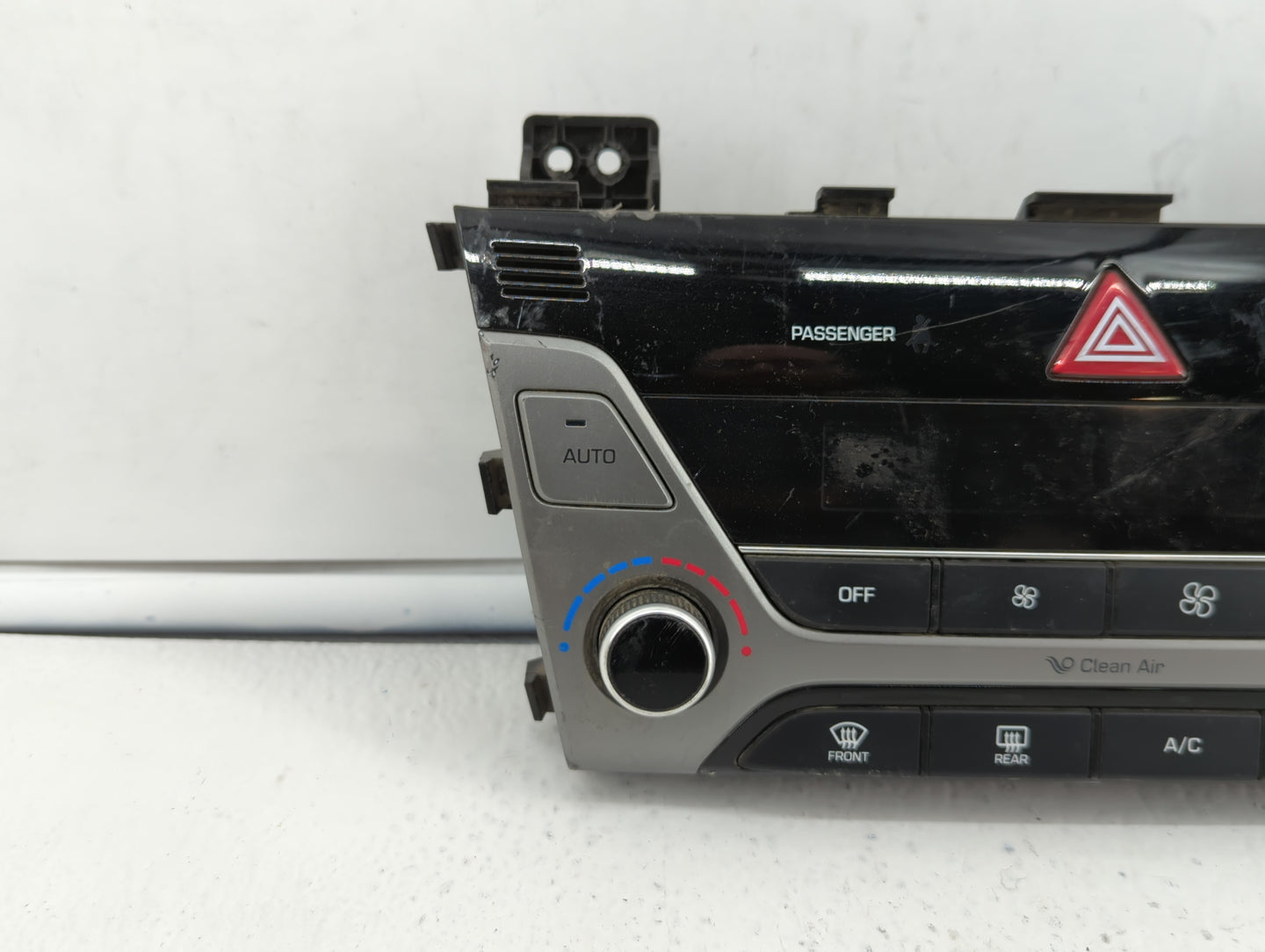 2017-2018 Hyundai Elantra Climate Control Module Temperature AC/Heater Replacement P/N:97250-F2231RET 97250-F2XXX Fits OEM U