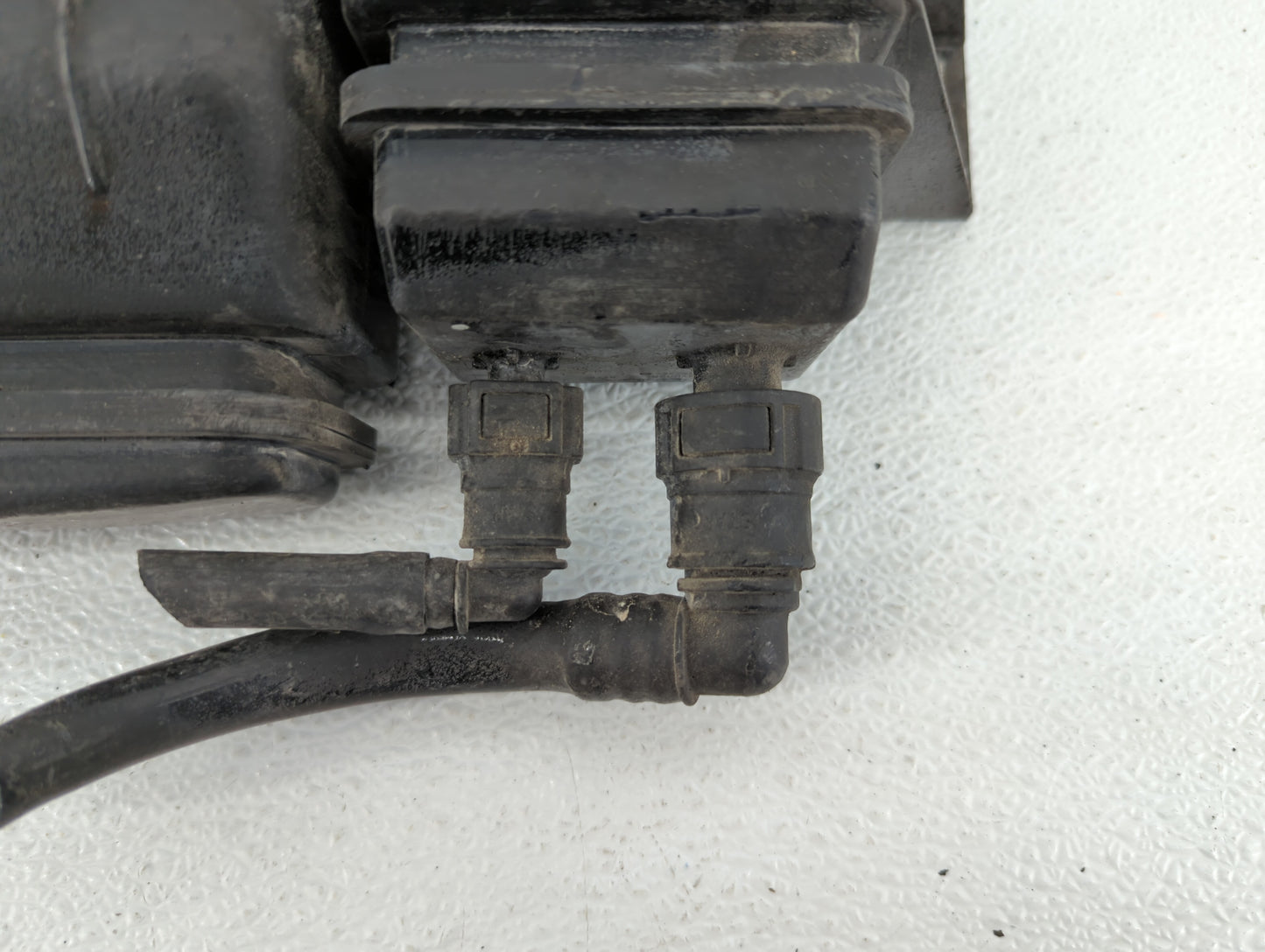 2017 Hyundai Elantra Air Cleaner Intake Duct Hose Tube - Oemusedautoparts1.com