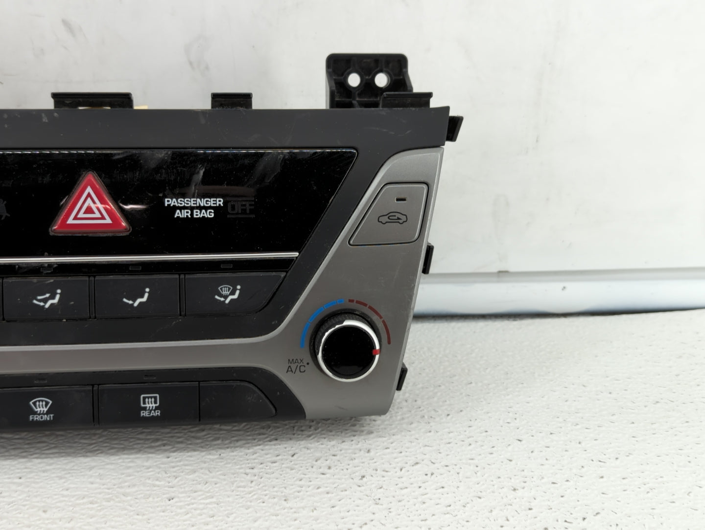 2017-2018 Hyundai Elantra Climate Control Module Temperature AC/Heater Replacement P/N:97250-F2XXX 97250-F20614X Fits OEM Us