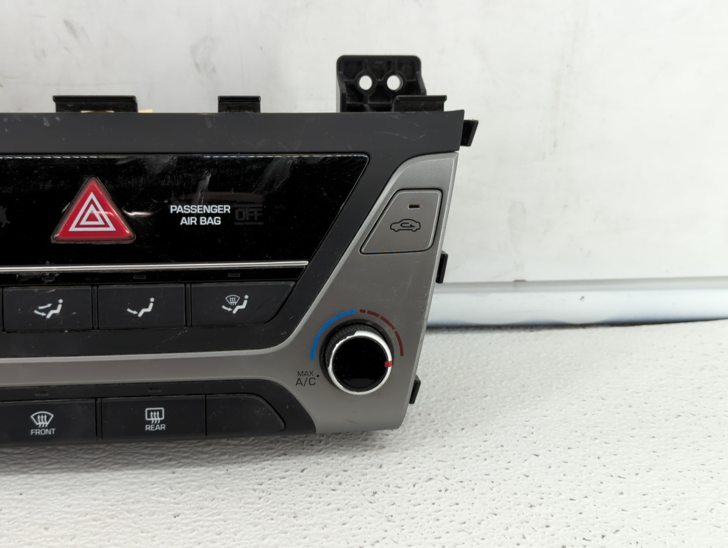 2017-2018 Hyundai Elantra Climate Control Module Temperature AC/Heater Replacement P/N:97250-F2XXX 97250-F20614X Fits OEM Us