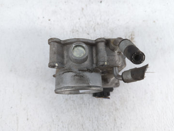 2011-2018 Hyundai Elantra Throttle Body P/N:35100-2E000 1302150124 Fits Fits 2011 2012 2013 2014 2015 2016 2017 2018 2019 OEM Used Auto Parts