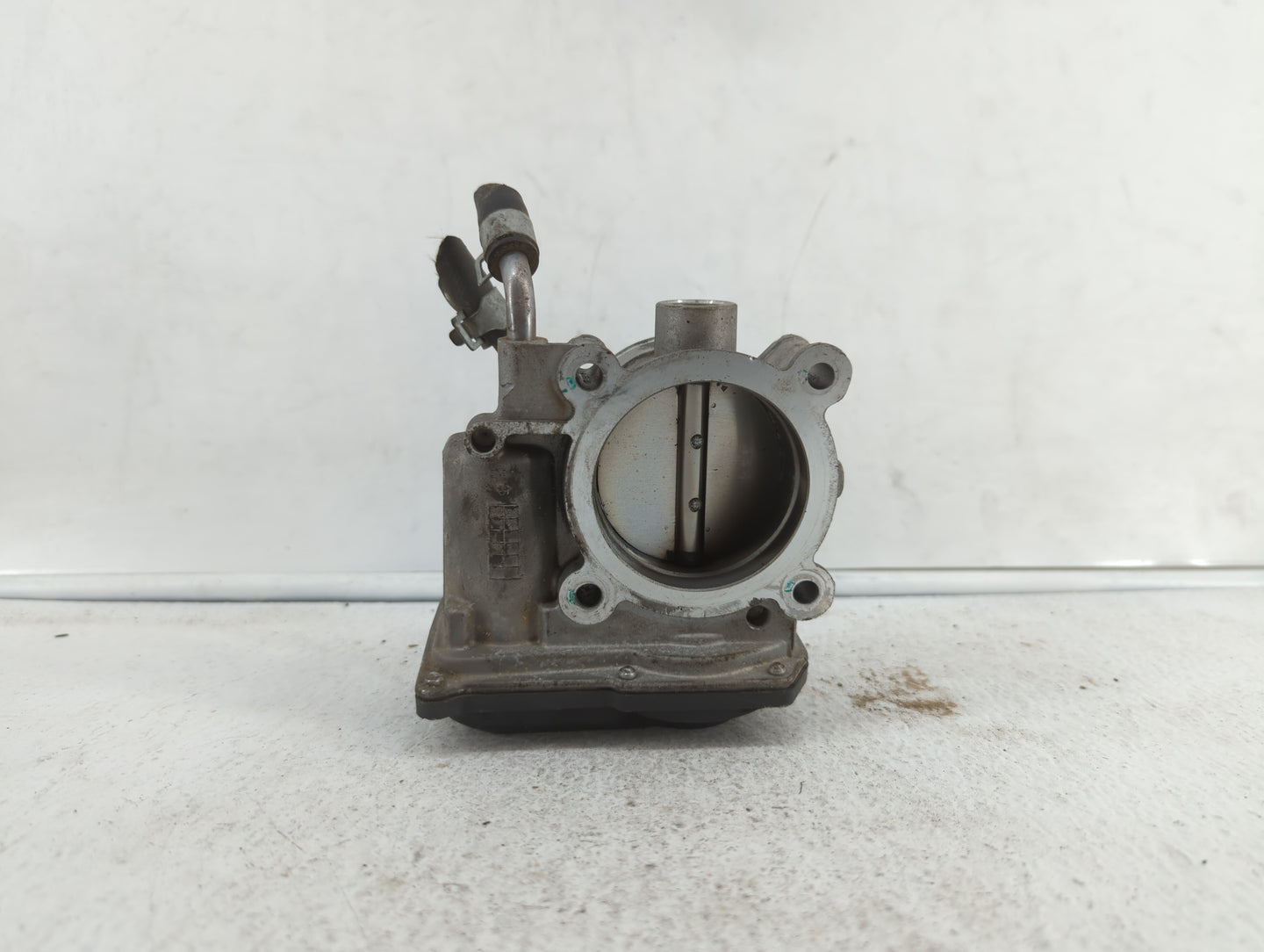 2011-2018 Hyundai Elantra Throttle Body P/N:35100-2E000 1302150124 Fits Fits 2011 2012 2013 2014 2015 2016 2017 2018 2019 OE
