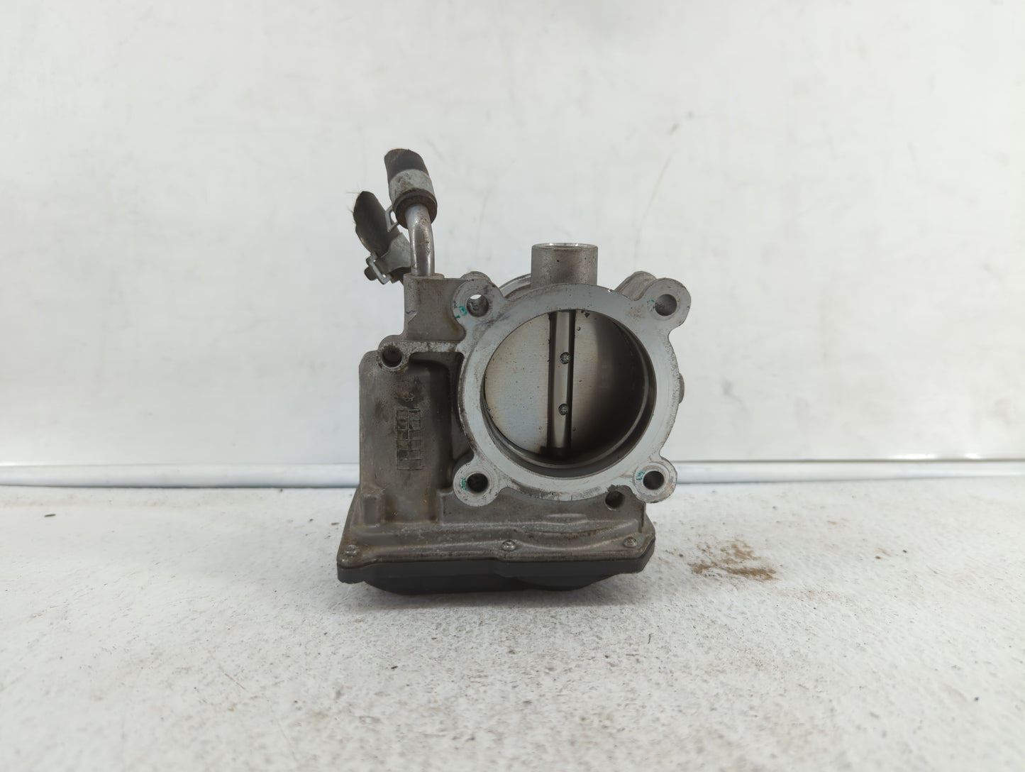 2011-2018 Hyundai Elantra Throttle Body P/N:35100-2E000 1302150124 Fits Fits 2011 2012 2013 2014 2015 2016 2017 2018 2019 OE