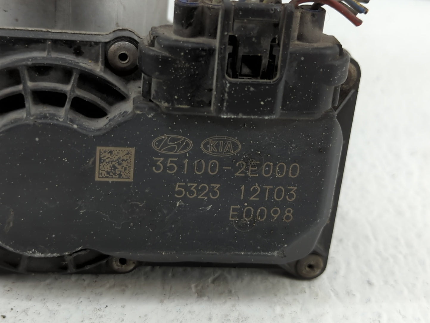 2011-2018 Hyundai Elantra Throttle Body P/N:35100-2E000 1302150124 Fits Fits 2011 2012 2013 2014 2015 2016 2017 2018 2019 OE