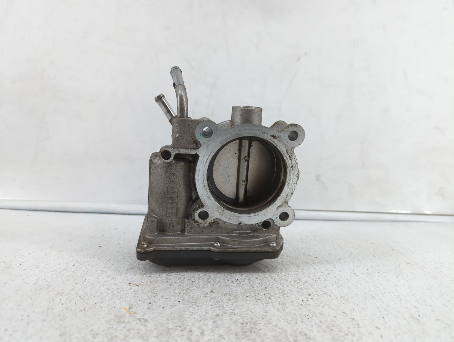 2011-2018 Hyundai Elantra Throttle Body P/N:35100-2E000 1302150124 Fits Fits 2011 2012 2013 2014 2015 2016 2017 2018 2019 OE