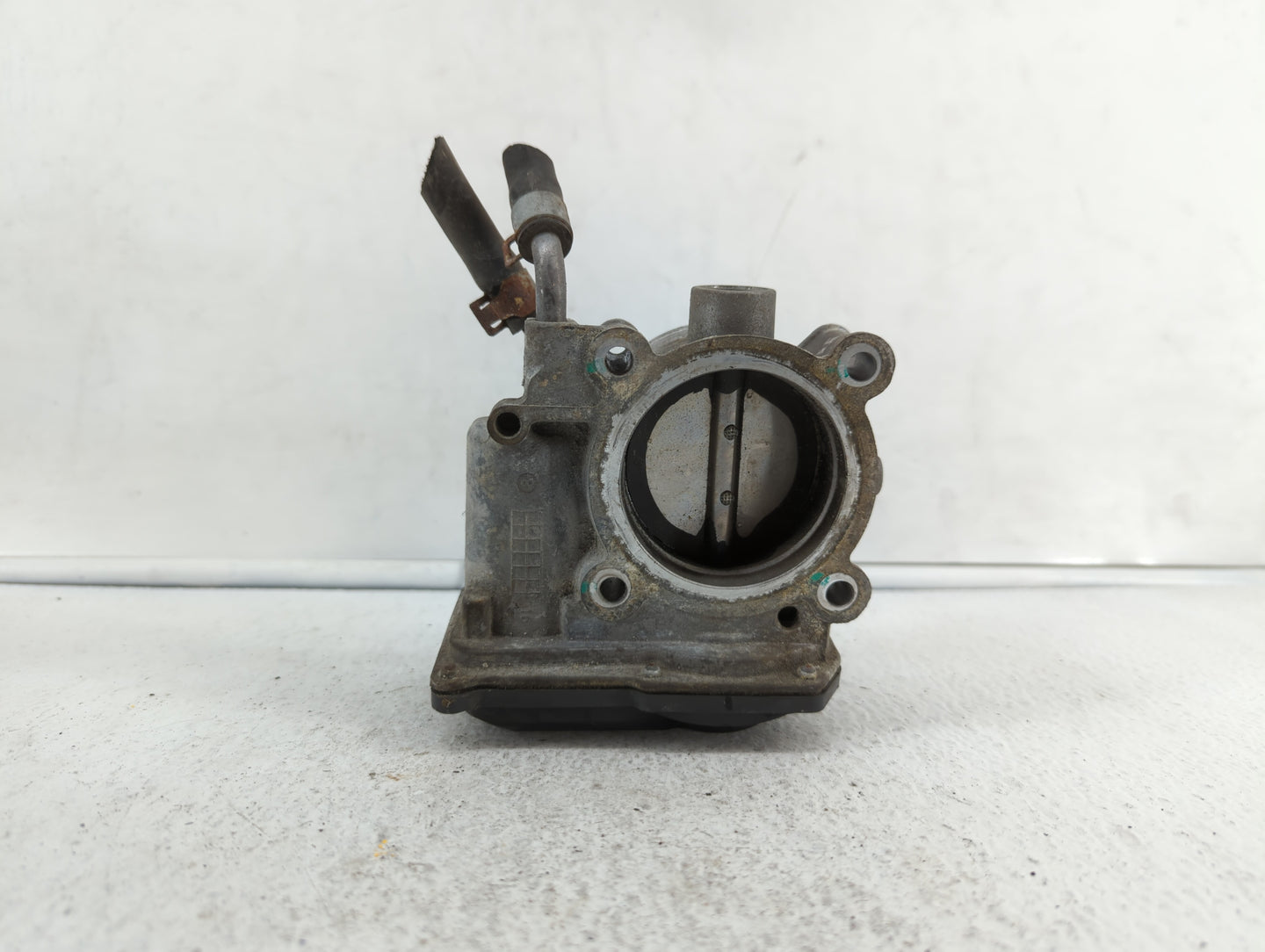 2011-2018 Hyundai Elantra Throttle Body P/N:35100-2E000 1302150124 Fits Fits 2011 2012 2013 2014 2015 2016 2017 2018 2019 OE