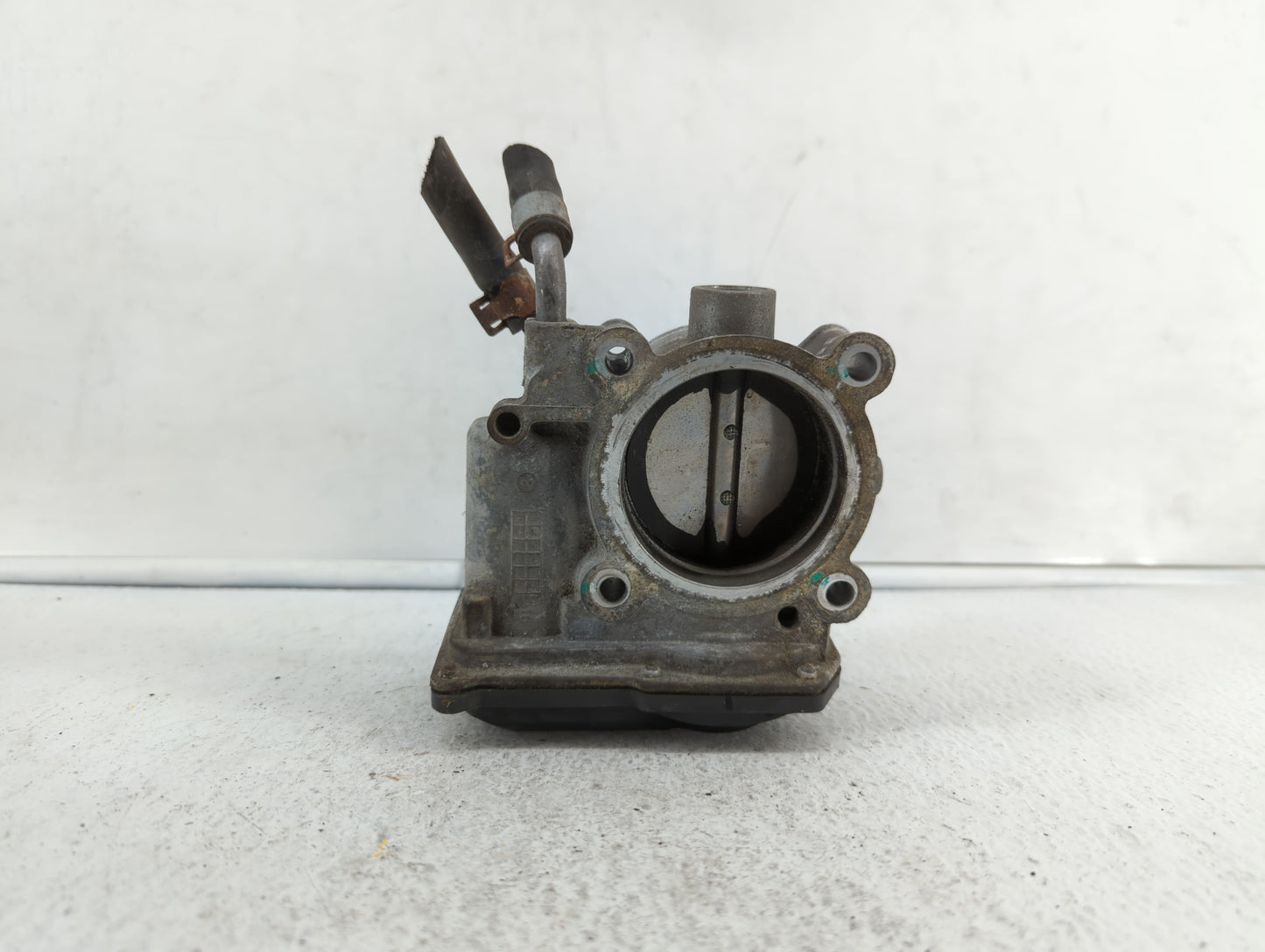 2011-2018 Hyundai Elantra Throttle Body P/N:35100-2E000 1302150124 Fits Fits 2011 2012 2013 2014 2015 2016 2017 2018 2019 OE