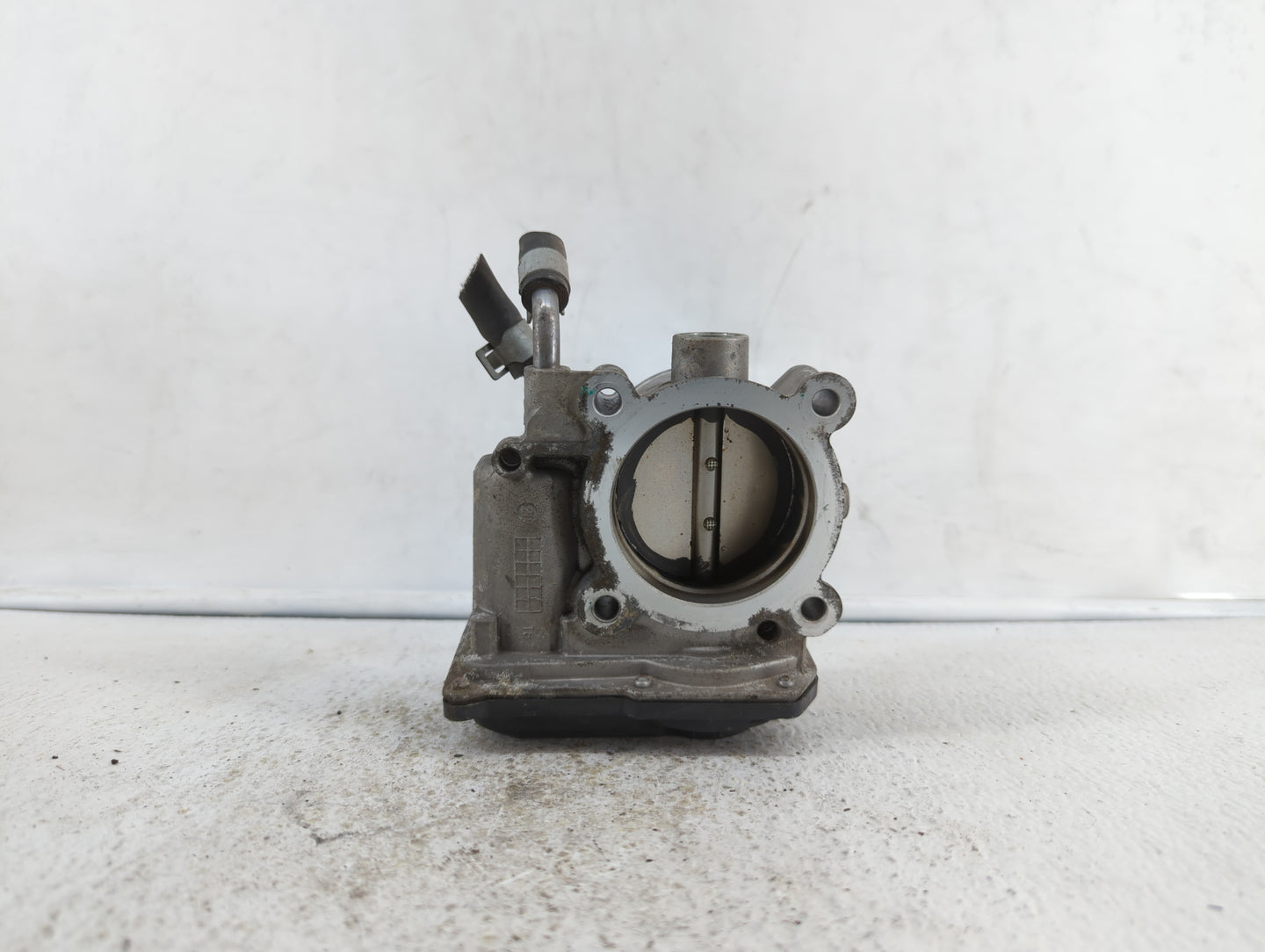 2011-2018 Hyundai Elantra Throttle Body P/N:35100-2E000 1302150124 Fits Fits 2011 2012 2013 2014 2015 2016 2017 2018 2019 OE