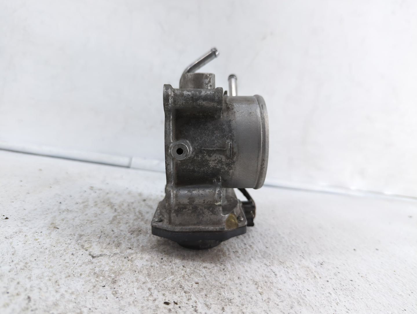 2011-2018 Hyundai Elantra Throttle Body P/N:35100-2E000 1302150124 Fits Fits 2011 2012 2013 2014 2015 2016 2017 2018 2019 OE