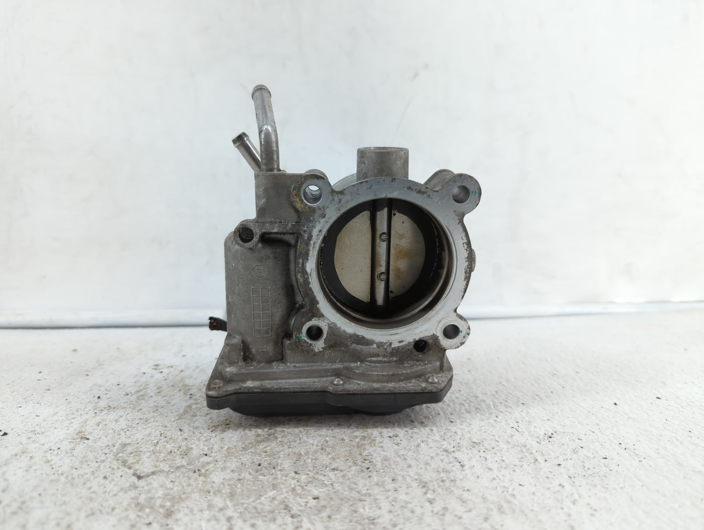 2011-2018 Hyundai Elantra Throttle Body P/N:35100-2E000 1302150124 Fits Fits 2011 2012 2013 2014 2015 2016 2017 2018 2019 OE
