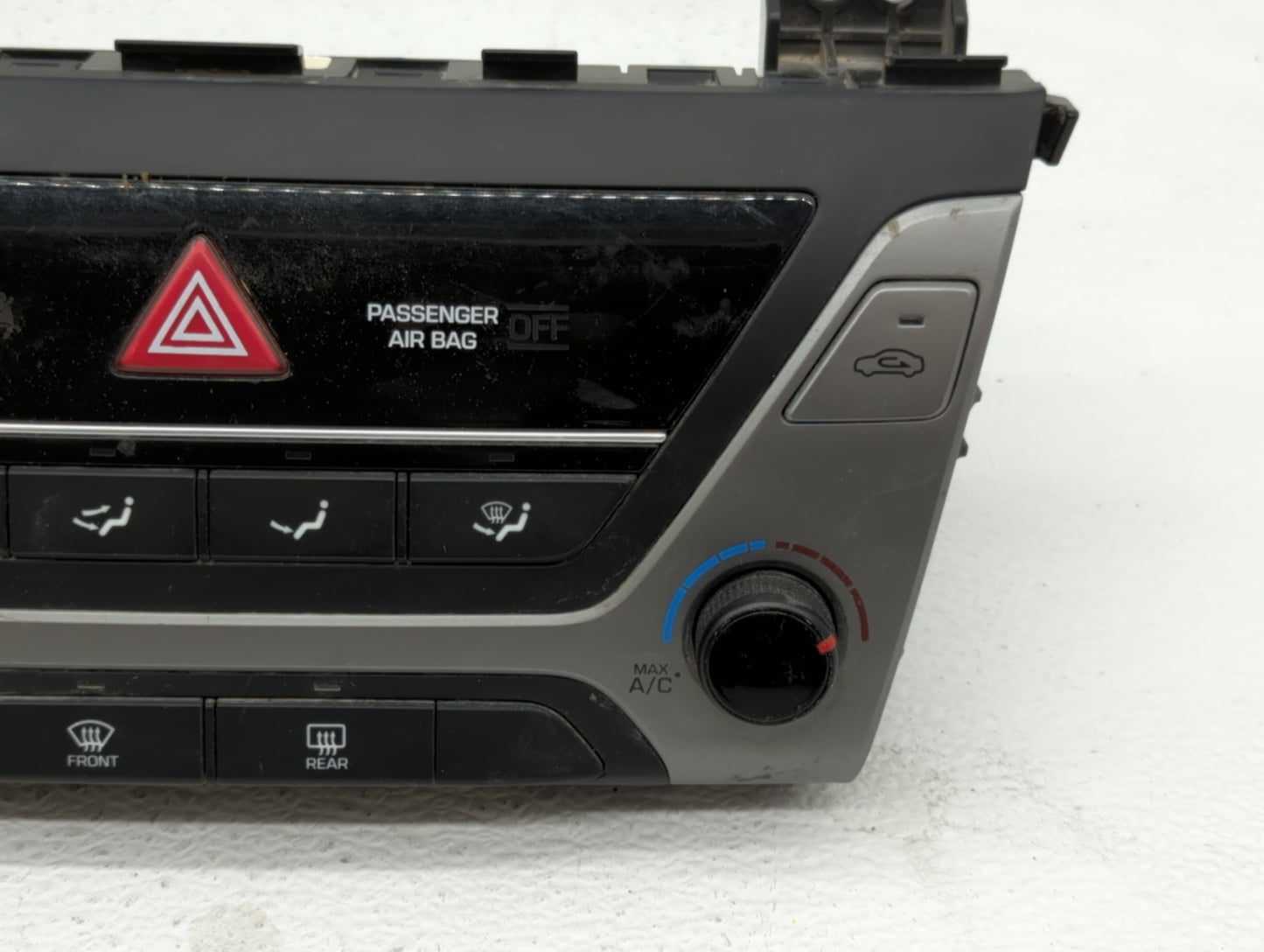 2017-2018 Hyundai Elantra Climate Control Module Temperature AC/Heater Replacement P/N:97250-F2XXX 97250-F20614X Fits OEM Us