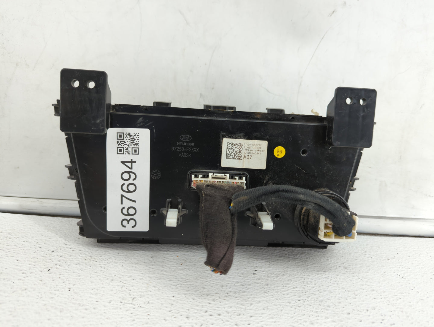 2017-2018 Hyundai Elantra Climate Control Module Temperature AC/Heater Replacement P/N:97250-F2XXX 97250-F20614X Fits OEM Us