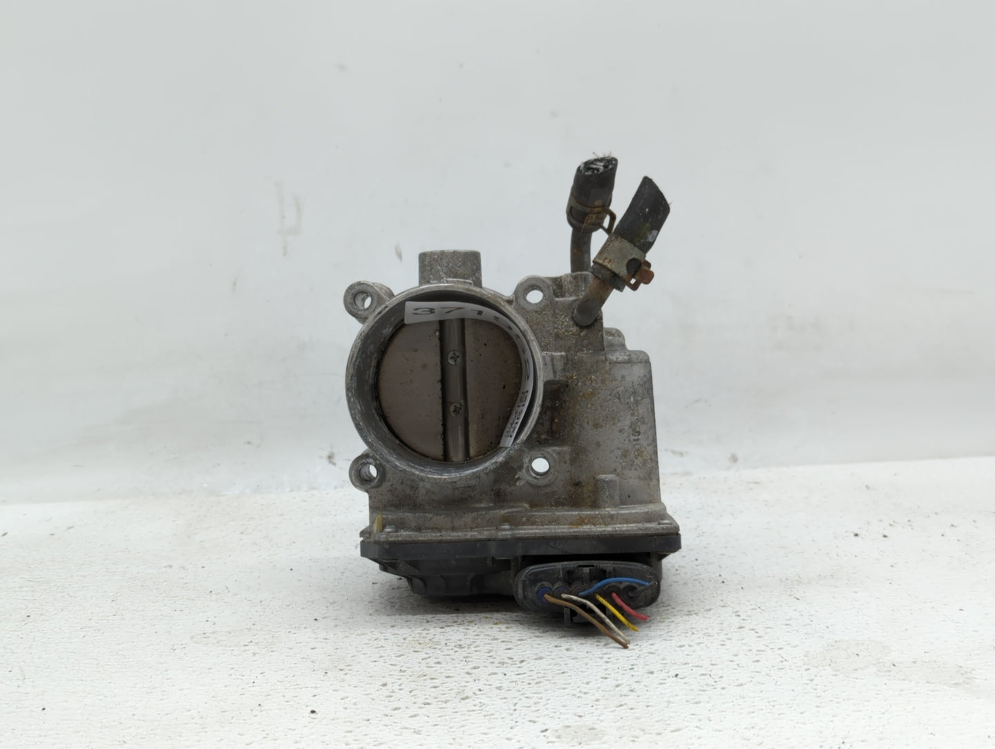 2011-2018 Hyundai Elantra Throttle Body P/N:35100-2E000 1302150124 Fits Fits 2011 2012 2013 2014 2015 2016 2017 2018 2019 OE